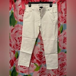 New York & Company Straight Leg Jeans - White